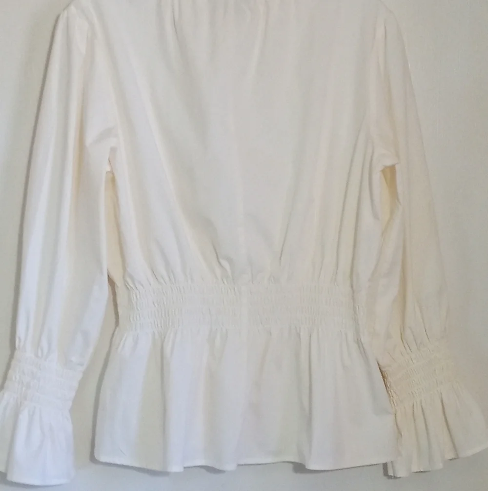 Belle Sky off white Cotton smocked long sleeve top women's size small - Picture 7 of 7
